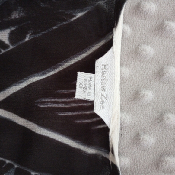 Animal print tunic top - Picture 2 of 5